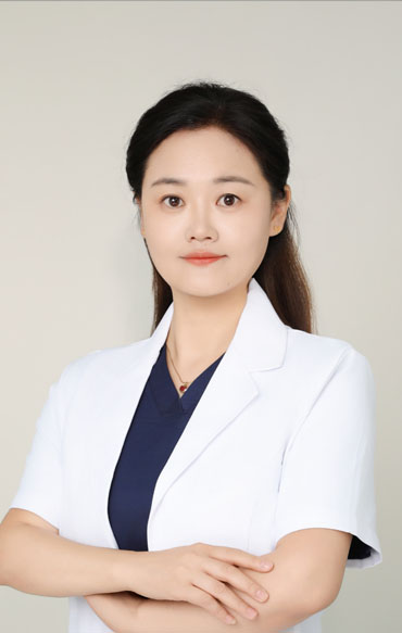 杨荀荀